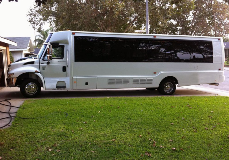28 PASSENGER