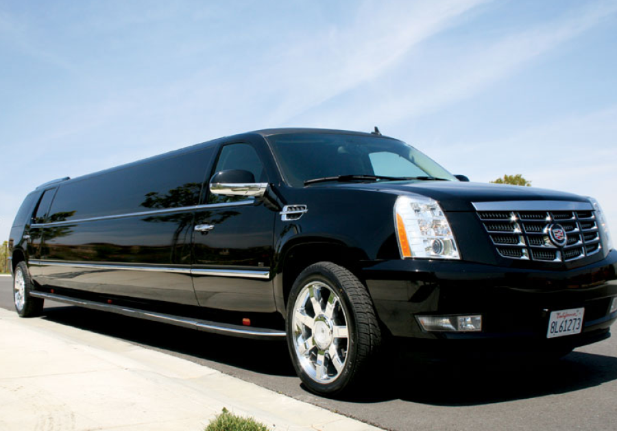 BLACK CADILLAC ESCALADE