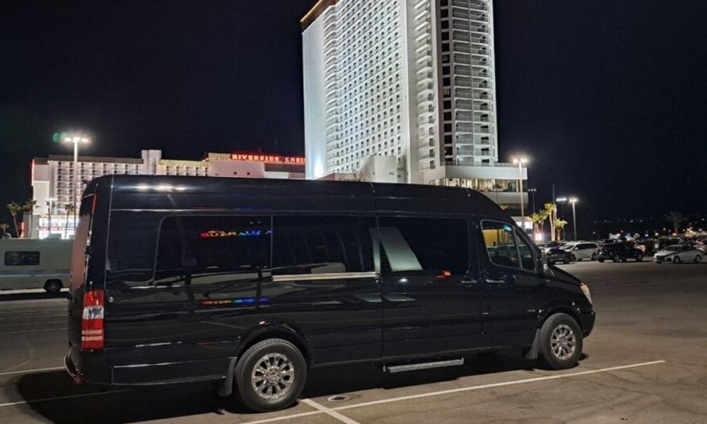 Mercedes-Benz Sprinter Limo